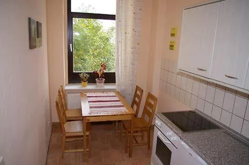 Apartment 3R-Fewo-Bis-8-Personen-Zentral-T8 Dresden