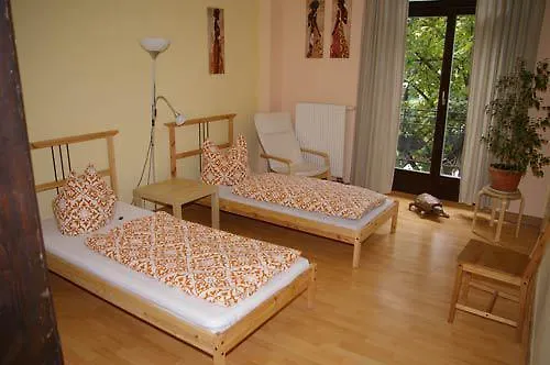 3R-Fewo-Bis-8-Personen-Zentral-T8 location